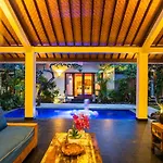 Villa Agni - Newly Renovated Tropical Villa In Peaceful Location A Short Walk From The Best Of Seminyak