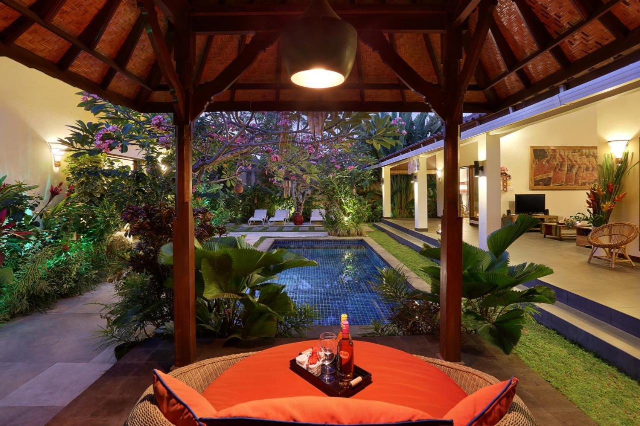 Agni - Newly Renovated Tropical In Peaceful Location A Short Walk From The Of Seminyak (Bali)