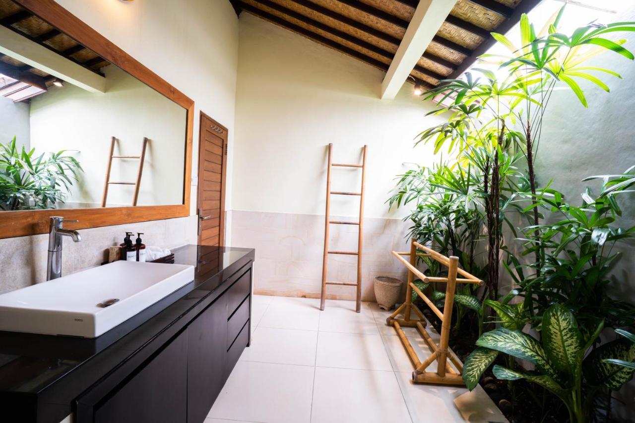 Agni - Newly Renovated Tropical In Peaceful Location A Short Walk From The Of *