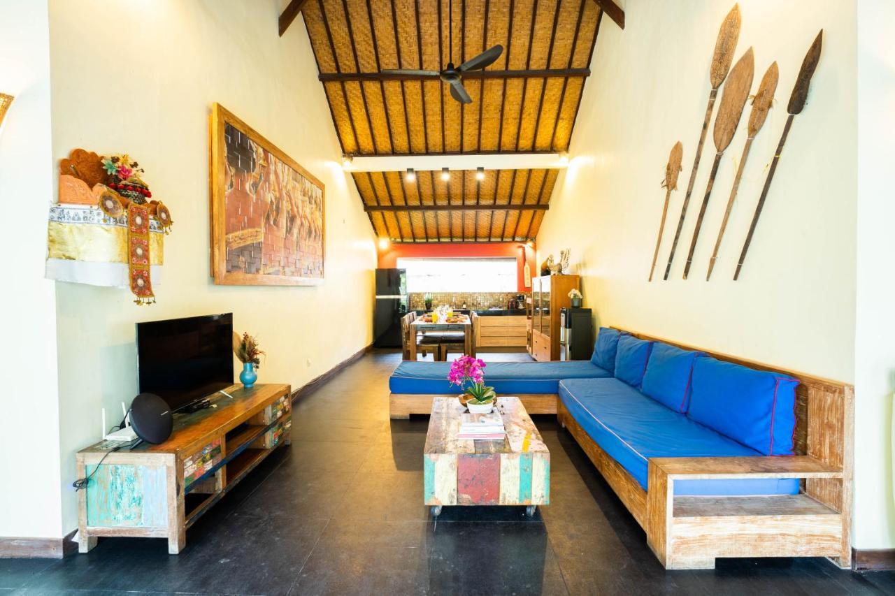 Agni - Newly Renovated Tropical In Peaceful Location A Short Walk From The Of * Seminyak (Bali)